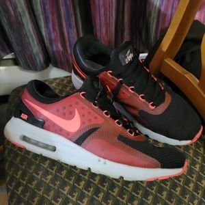 Nike Air Max zero size 13 black crimson